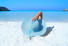 Frau am Strand